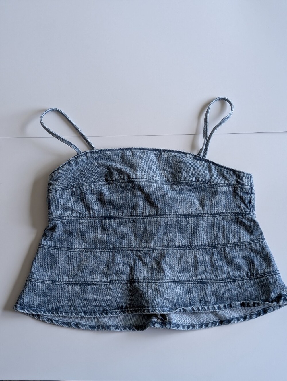 NWT House of Harlow 1960 x REVOLVE Arlo Jean Top - Size Medium)